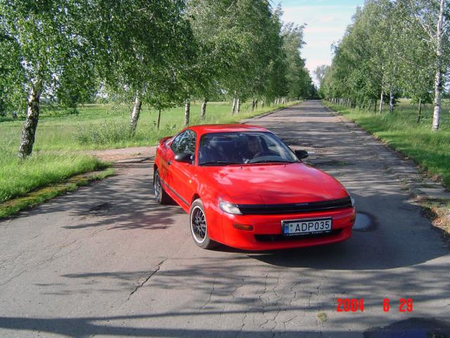 is tos pacios serijos dar radau :))
tiek masina graziai gavos tiek aplinka grazi. BIRZELIS-LIEPA :)