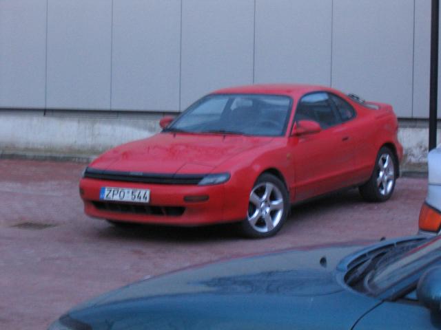 Jarik'as, matyt, uztruko blizgindamas ratus ;-)