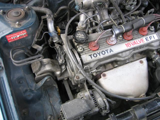 jei gerai ysiziuresit pamatysit kaip simas ratlankius dazydamas sugebejo varikli pagrazinti =]]