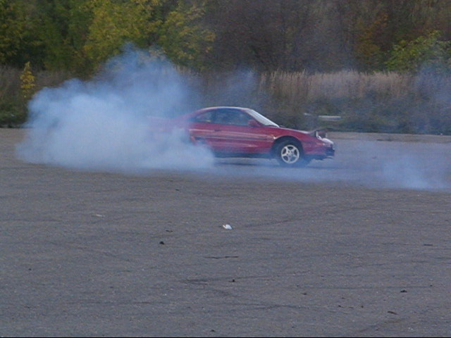 kadangi celicos nedrasios, mr2 emesi iniciatyvos