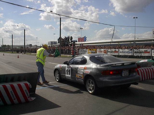 laukiu žalio šviesoforo :)