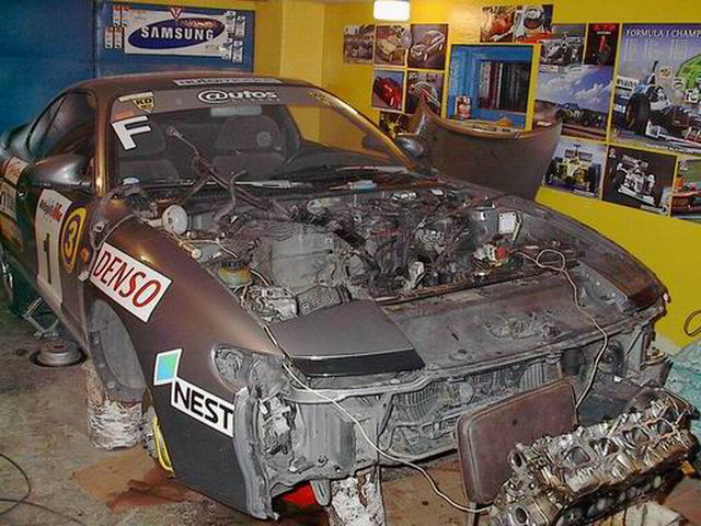 po smagių pasivažinėjimų, tenka ir garaže pasėdėti