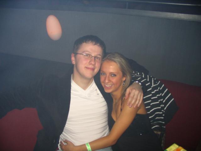 Tiomas su savo mergyte