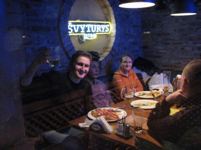 Cheerzz... o ant manes tai lyja...