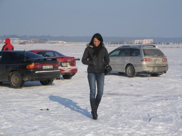 cia mano pati mylimiausia ir graziausia!!! masina antroje vietoje:)