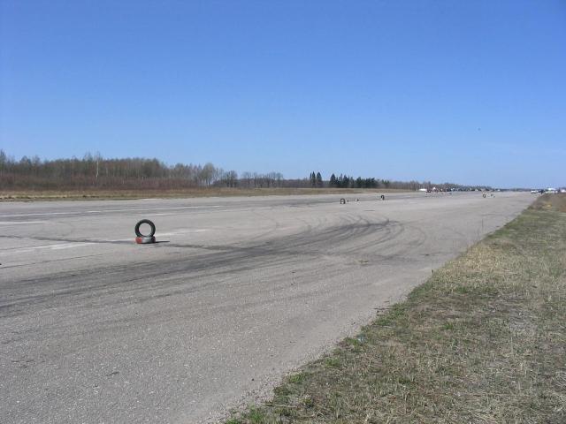 i pabaiga tai net eme rysketi vaziavimo trasa.jpg