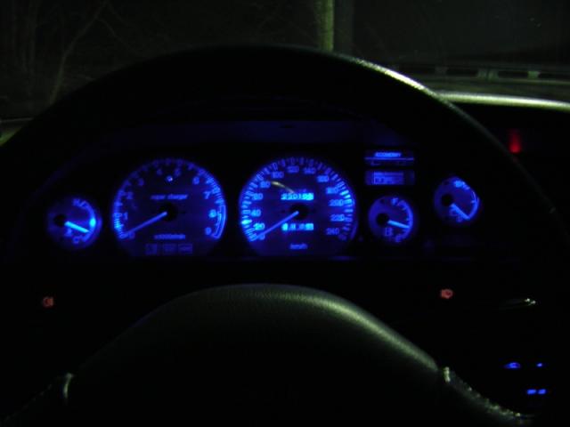 cia corollos spidas,bet gerai atrodo ;)Truksta baltu ciferblatu;)