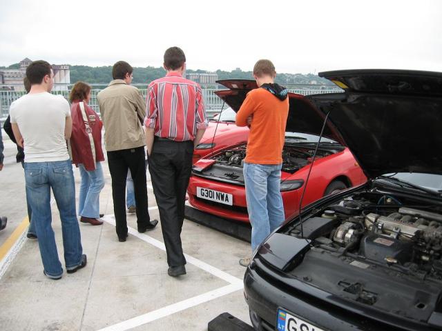 atvaziavo SROTAS  jau puse detaliu ner :D