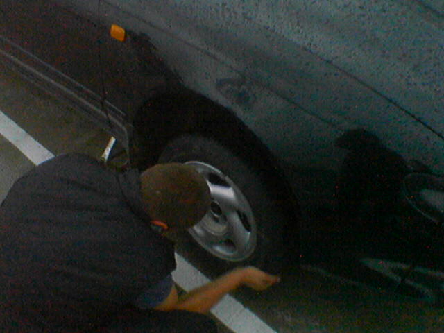 valio tiko !!!
paziurekit ir kalbedamas telefonu pasikeisiu..... :)