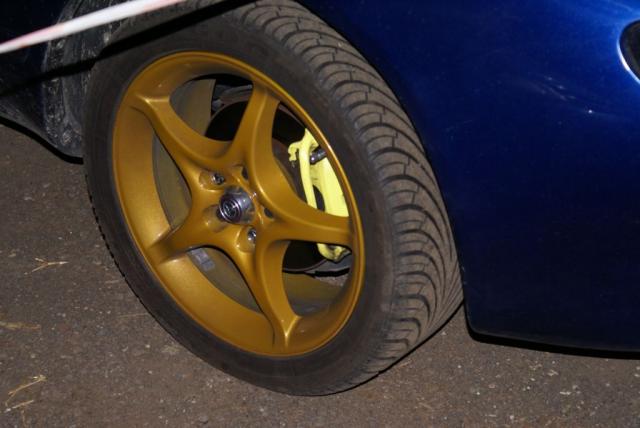 spalvu kombinacija kaip pas Subaru :D