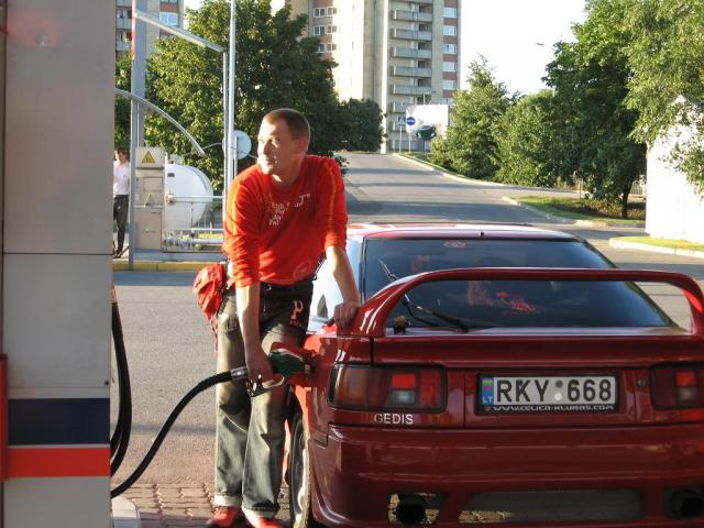 Tamsta BOSS pildosi atsargas, , o kaip ten tepalai pas tave ??????? :D:D:D