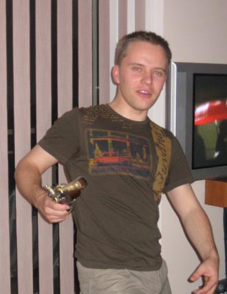 Marchius. Ka cia bepridursi... Be jokios meiles... :) Gimtadienis.