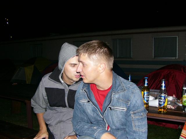 nakties linksmuoliai