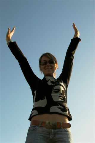 anytime...gimnastikos elementai :))