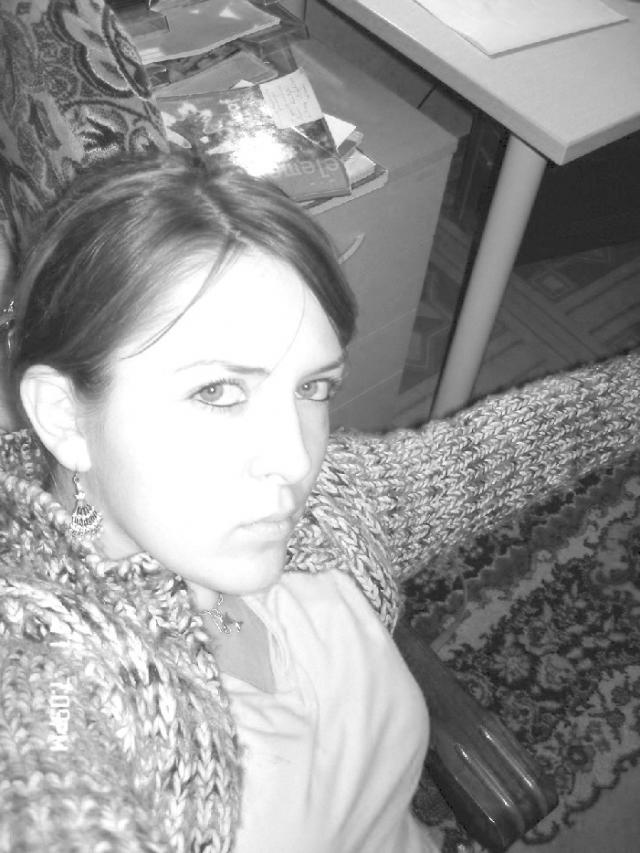 a niu šitą visi gerai žino, ir sako, kad aš rimtuolė ir šiaip pikta ragan ;DD sena gera .. reiks paieškot naujesnių ;) (VyShNooKya)