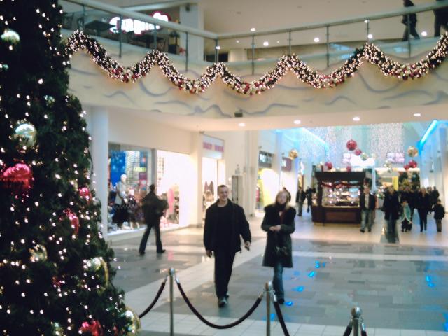 stai ka radom Megoj po eglute :)