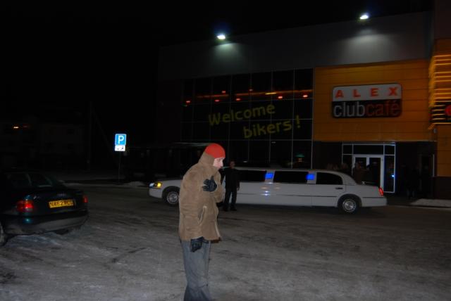 Dzigitas atvaziavo su Limuzinu