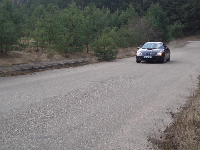 ir vel tas zychinas i kadra pateko :D