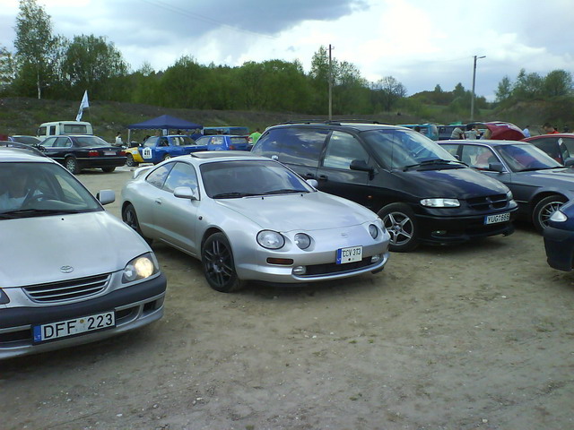 celica klubo atstovai