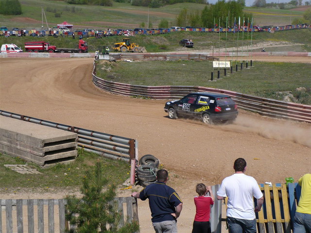 P1050117 (Custom)_resize.JPG