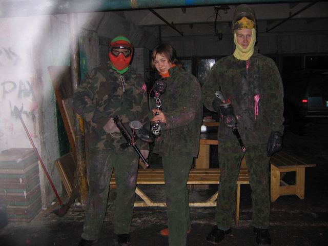 Broliukai saunuoliukai ir sesyte :D