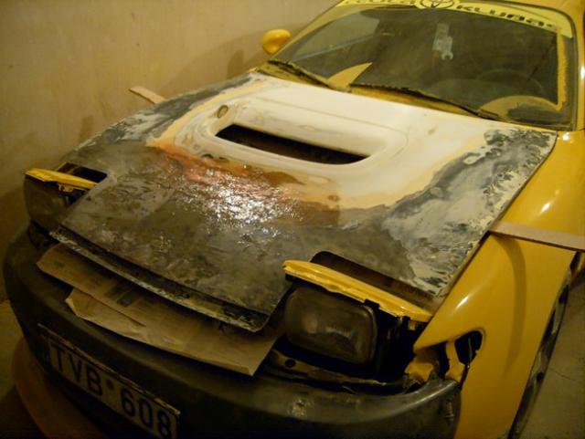 Užpilta derva tarp orgaudžio ir kapoto apatinėj sujungimo vietoj ir papildomai sukniedyta orgaudžio arba tiksliau cs orlaidžio apačia