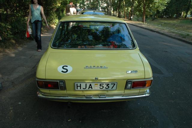 Aptikau grizdamas is 1003 km lenktyniu show. Nepatingejau, ir dar karta issitraukiau fotoaparata.