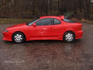 nu sios nuotraukos naujos celicos calibra pardaviau tai celica nupirkau