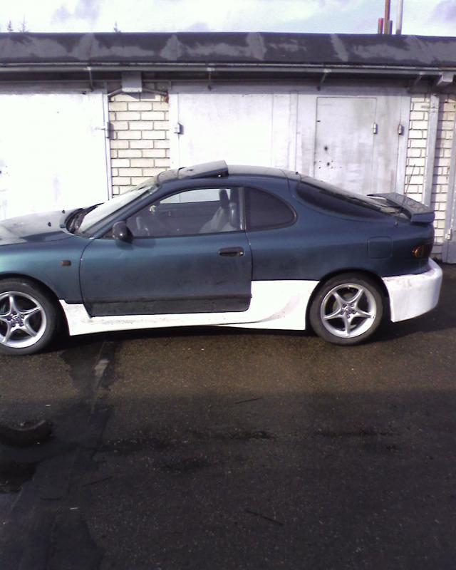 Uzdeti zaisliukai, beliko nudazyti