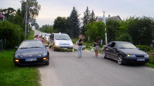 vestuvę pastabdėm, sumoj degtinės gavosi 2 litrai:)