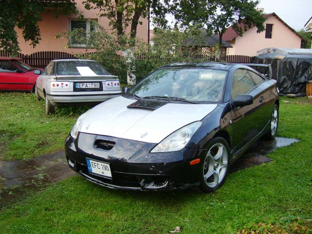 Tuninguotas kapotas :D