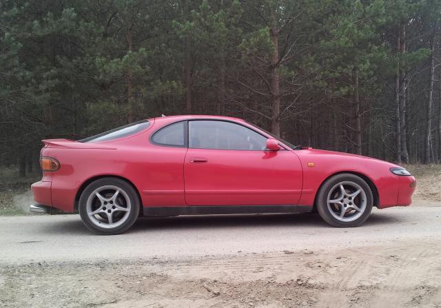 mazesnes padangos. (205/50)